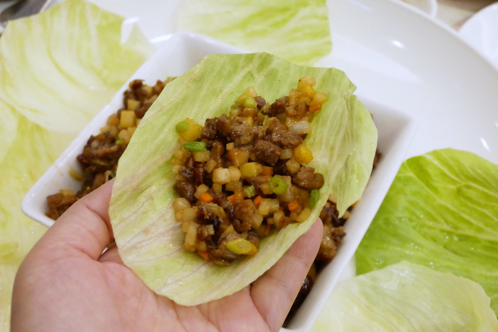 福容大飯店阿基師藝文茶樓⎜桃園美食:宜蘭溫泉養殖櫻桃鴨,手作京式片皮鴨一鴨三吃 @飛天璇的口袋