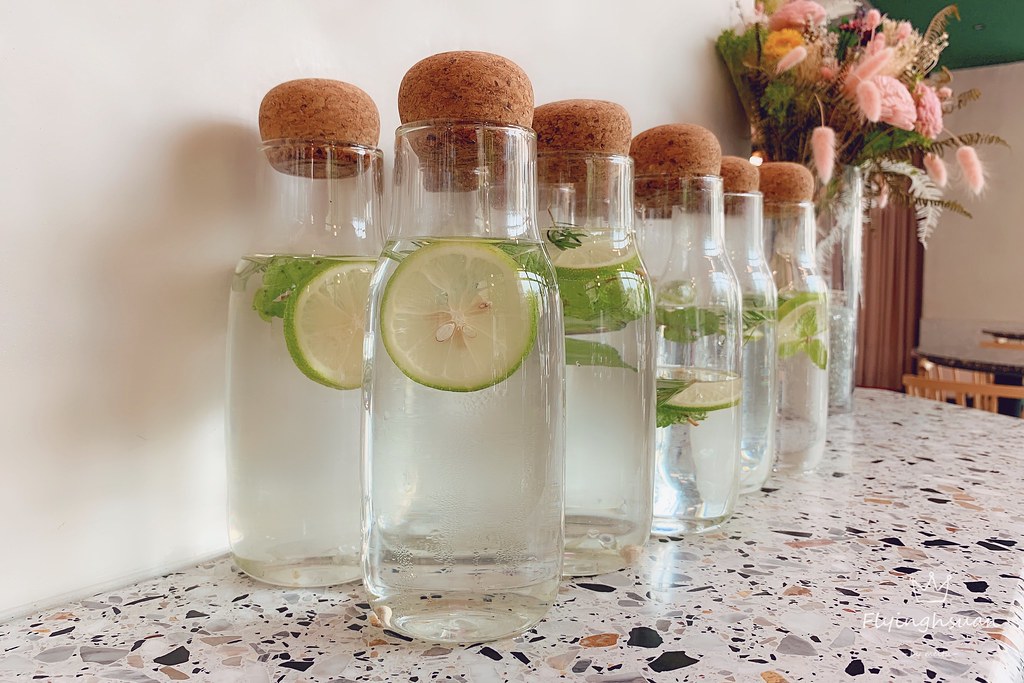 澳倫概念 AULON Concept:英國靈澳洲魂概念早午餐店,憲賣咖啡第四間店,逢甲商圈美食餐廳 @飛天璇的口袋