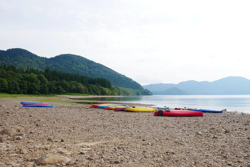 日本秋田|田澤湖.日本最深的湖泊,最夯的SUP立槳體驗 @飛天璇的口袋
