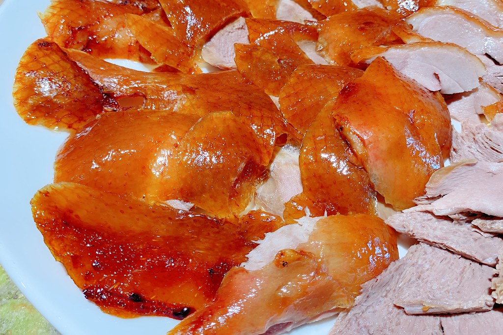 金磚柴火火焰烤鴨┃台中西屯:全聚德技法櫻桃鴨11吃,超人氣烤鴨餐廳進駐中科商圈 @飛天璇的口袋