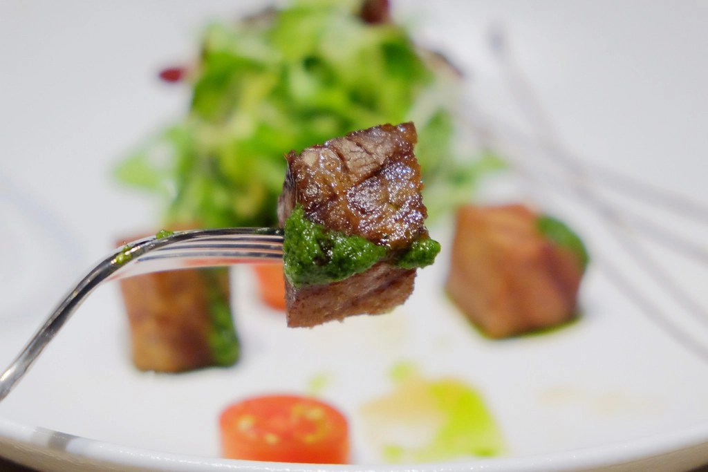 The Wang|台中米其林餐盤推介,28天乾式熟成丁骨牛排 @飛天璇的口袋