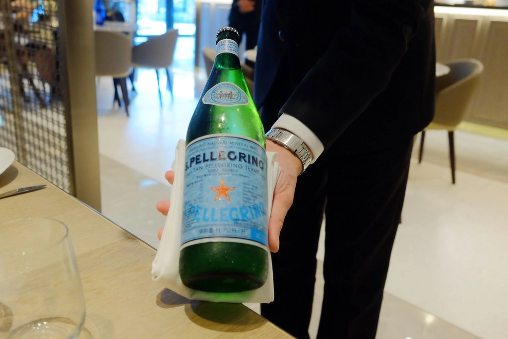 The Wang|台中米其林餐盤推介,28天乾式熟成丁骨牛排 @飛天璇的口袋