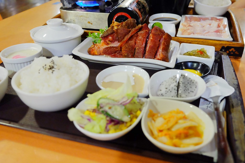 台中后里|星月大地.吃美食泡溫泉,露營烤肉賞夜景 @飛天璇的口袋