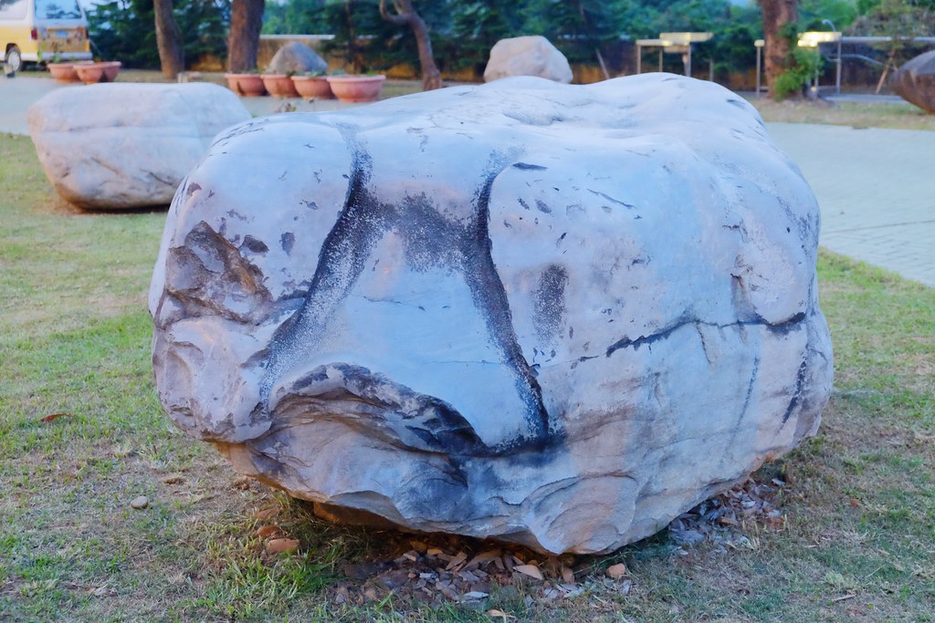 台中后里|星月大地.吃美食泡溫泉,露營烤肉賞夜景 @飛天璇的口袋