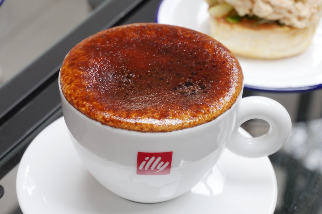 台北大安|Fly Cafe,眾多朋友推薦第一名的蒼蠅哥肉桂捲,西西里咖啡也是人氣必點 @飛天璇的口袋