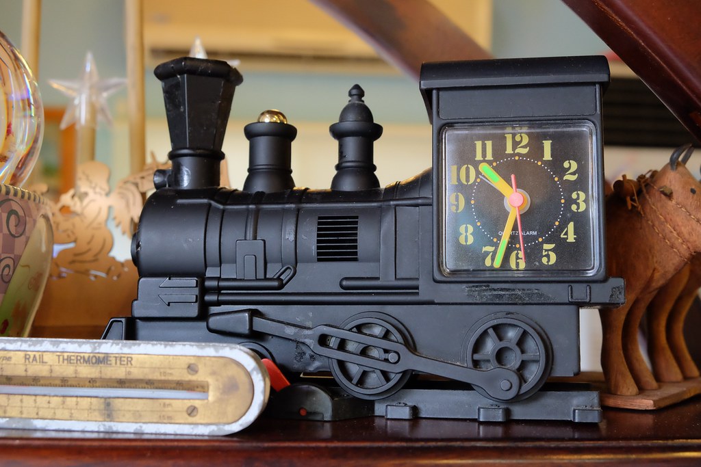 鐵道驛站|紅磚復古建築搭配綠地,餐點好吃又可遛小孩,三義景觀餐廳推薦 @飛天璇的口袋