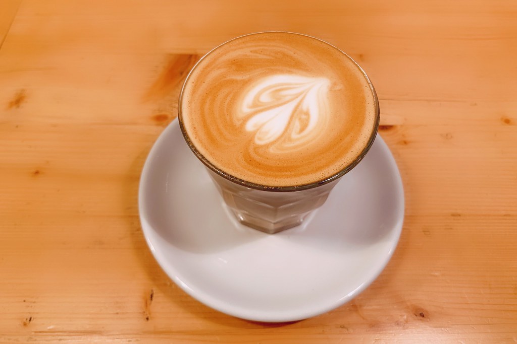 台北中山|Fika Fika Cafe.一杯冠軍咖啡的美好時光,台北北歐風情早午餐店 @飛天璇的口袋