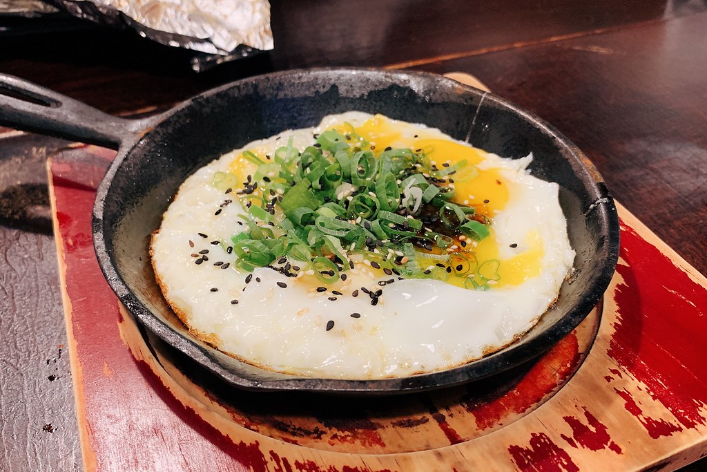 嘉義東區|一串燒日式居酒屋:宵夜也有好去處,嘉義人的深夜食堂 @飛天璇的口袋