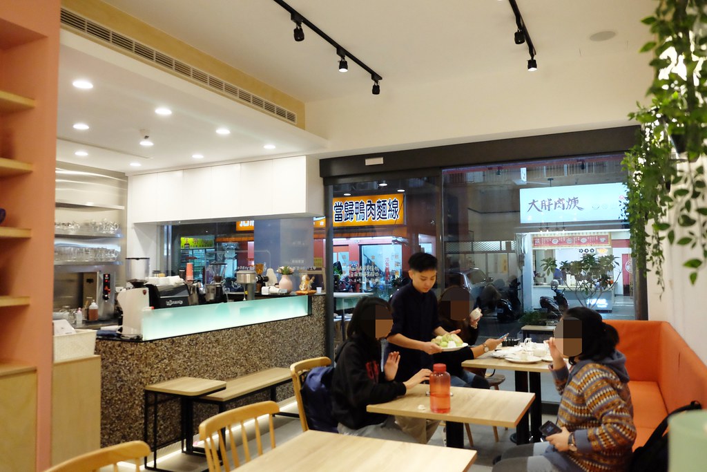 一拳鬆餅 One Punch:目前在台中吃過最接近幸福鬆餅的味道,中國醫藥大學附近美食推薦! @飛天璇的口袋