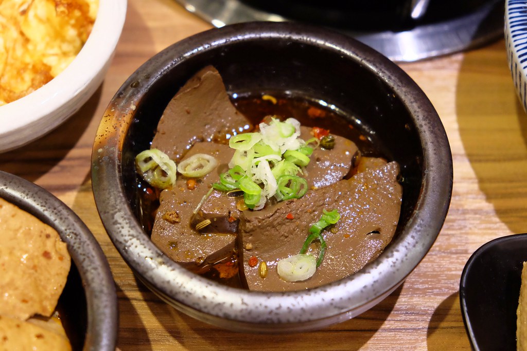 良食煮意有機鍋物:有機餐廳五顆星認證~$1288元雙人海陸餐,+198元升級5品海鮮盤! @飛天璇的口袋