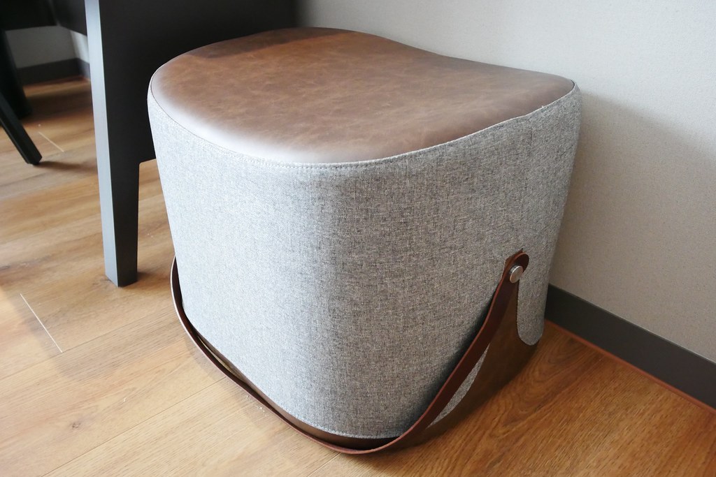 【嘉義西區】嘉義智選假日酒店 Holiday Inn Express:嘉義火車站步行5分鐘,房間簡約裝潢有質感 @飛天璇的口袋