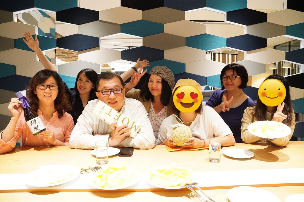 【嘉義西區】嘉義智選假日酒店 Holiday Inn Express:嘉義火車站步行5分鐘,房間簡約裝潢有質感 @飛天璇的口袋