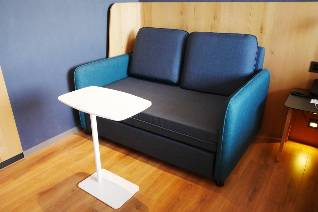 【嘉義西區】嘉義智選假日酒店 Holiday Inn Express:嘉義火車站步行5分鐘,房間簡約裝潢有質感 @飛天璇的口袋