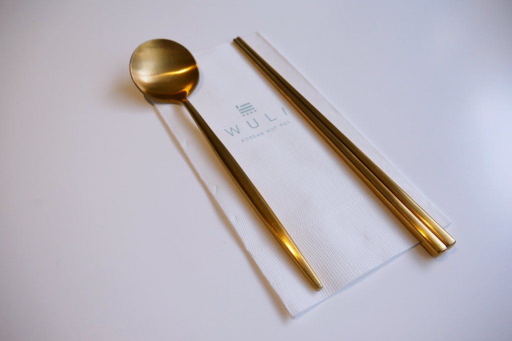 台中西區|無理 Wuli.台中韓式鍋物餐廳,夢幻的Tiffany藍和網美盪秋千 @飛天璇的口袋