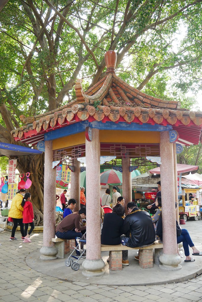 百果山溜滑梯:全台最長的溜滑梯,沙畫、釣魚、旋轉木馬、摩天輪,小孩子的天堂啊! @飛天璇的口袋