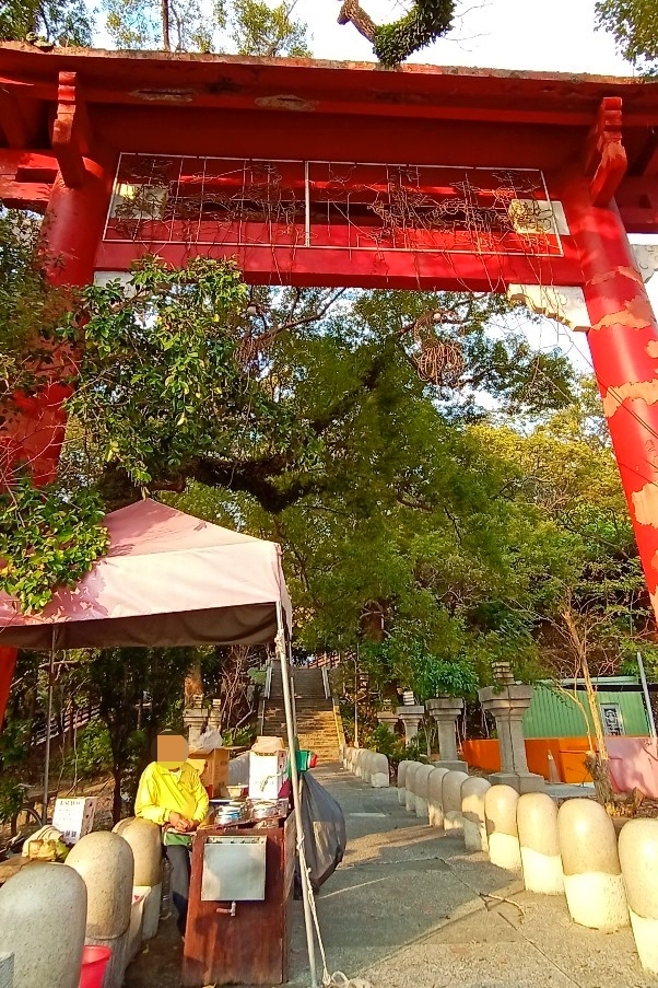 百果山溜滑梯:全台最長的溜滑梯,沙畫、釣魚、旋轉木馬、摩天輪,小孩子的天堂啊! @飛天璇的口袋