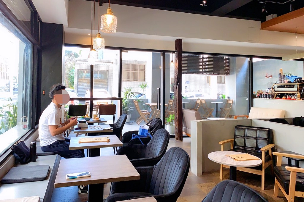 台中西區|Cuppa VV Cafe.溫馨有質感的早午餐店,鄰近科博館商圈 @飛天璇的口袋