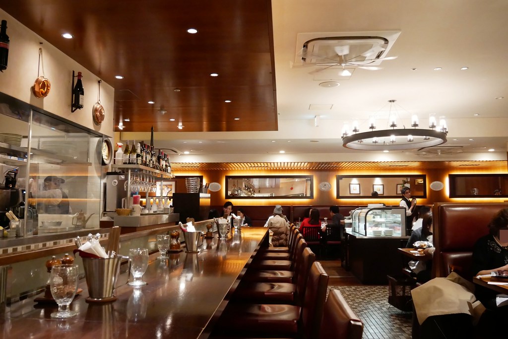 日本京都|東洋亭,擁有百年歷史的京都美味,招牌漢堡排和百年布丁,四條河原町美食餐廳 @飛天璇的口袋