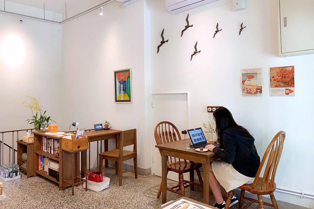 小雪Casa:小巧溫馨的家庭式烘焙坊,手作麵包要先預約才吃得到,台中西區甜點下午茶推薦 @飛天璇的口袋