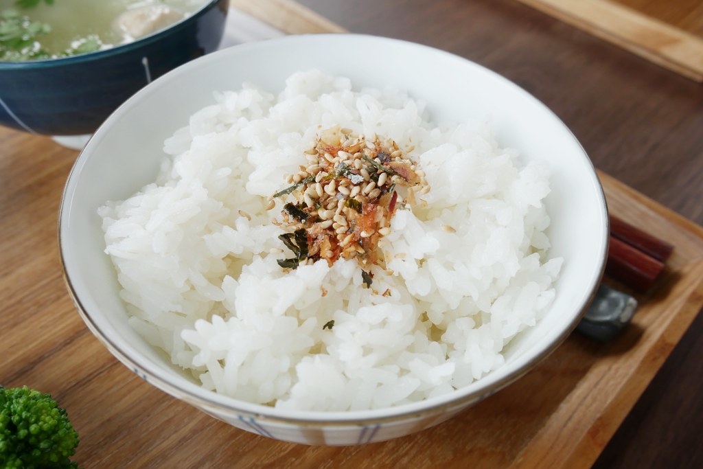 山水啡|擁有大片綠地和田園風情,漂亮落地窗建築,新社新開幕景觀餐廳 @飛天璇的口袋