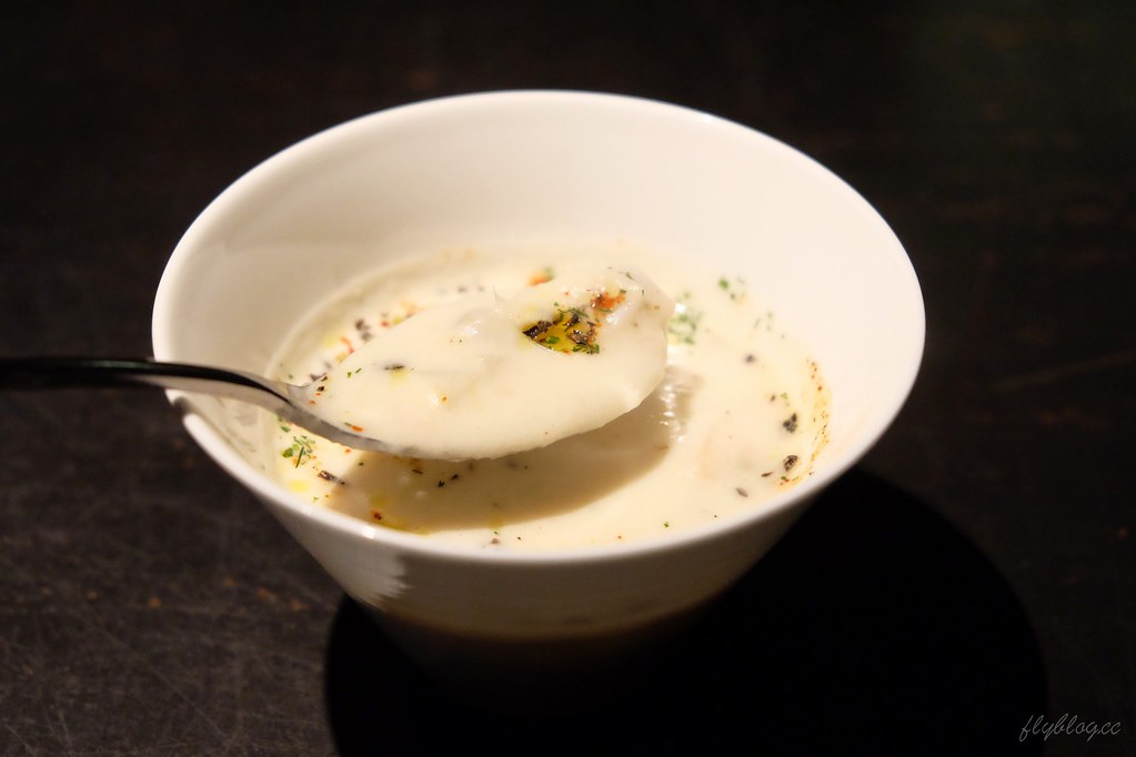 L’AROME 樂逢法式餐廳:紅點文旅B1~將台灣食材融入法式料理,傳承法國世紀名廚侯布雄的好手藝(已歇業) @飛天璇的口袋