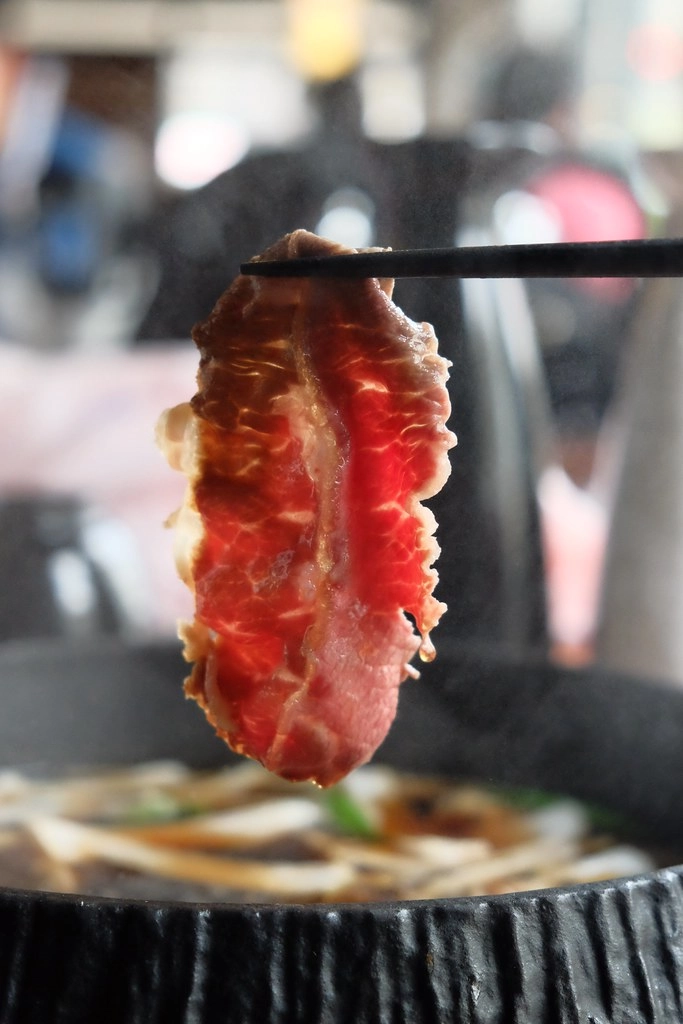 煲參參壽喜燒鍋物專門店:$389元以上吃到飽,10種湯頭特製湯頭、 M9澳洲黑毛和牛、特級松阪豬、波斯頓龍蝦等高級食材 @飛天璇的口袋