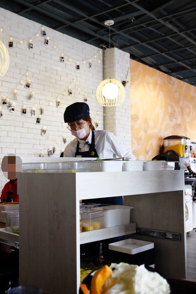 煲參參壽喜燒鍋物專門店:$389元以上吃到飽,10種湯頭特製湯頭、 M9澳洲黑毛和牛、特級松阪豬、波斯頓龍蝦等高級食材 @飛天璇的口袋