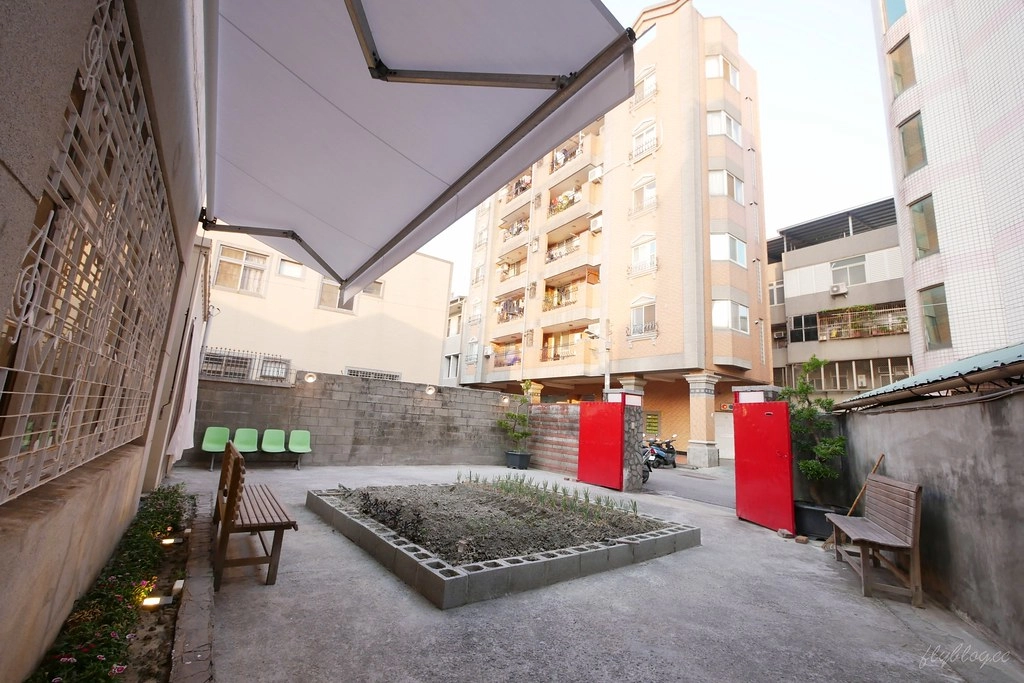 【台中西區】家咖哩:來自花蓮的超人氣咖哩專賣店,結合原住民料理的創新口感 @飛天璇的口袋