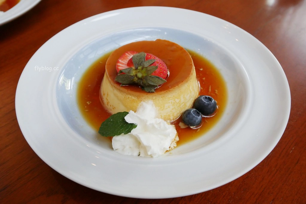 台中南屯|RUM Cafe,公益路北歐風玻璃屋咖啡館,早午餐、咖啡下午茶、與北歐生活風格 @飛天璇的口袋