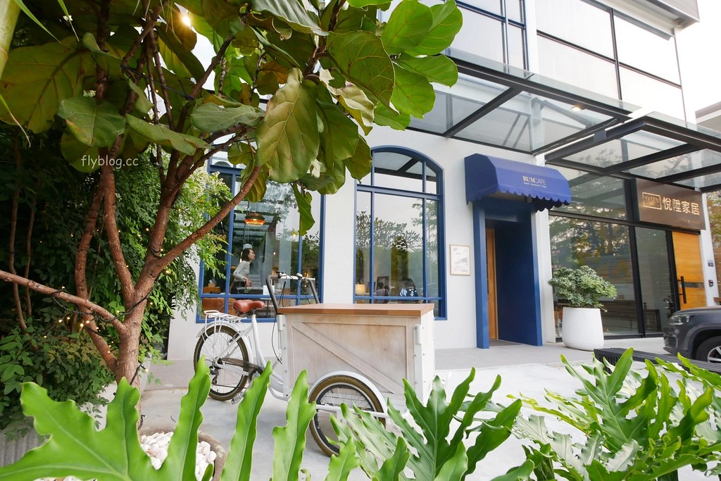 台中南屯|RUM Cafe,公益路北歐風玻璃屋咖啡館,早午餐、咖啡下午茶、與北歐生活風格 @飛天璇的口袋