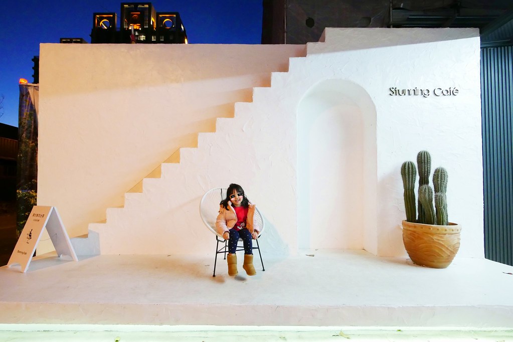 【台中南屯】Stunning Cafe,台中韓風好拍網美店,結合服飾店與咖啡館,環境和餐點都很可愛 @飛天璇的口袋