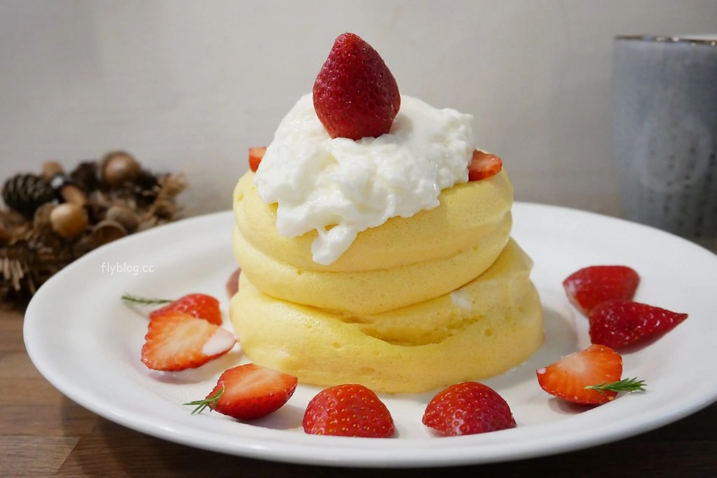 【台中美食】 2021台中鬆餅推薦:舒芙蕾鬆餅 x 日式厚鬆餅 ~ 12間台中好吃鬆餅推薦! @飛天璇的口袋