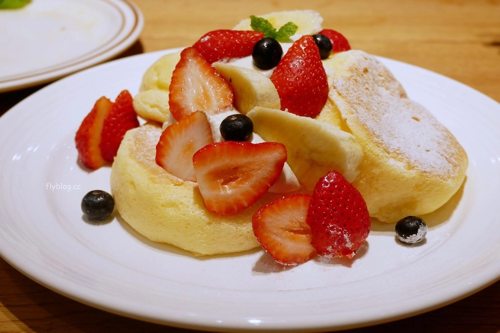 【台中美食】 2021台中鬆餅推薦:舒芙蕾鬆餅 x 日式厚鬆餅 ~ 12間台中好吃鬆餅推薦! @飛天璇的口袋