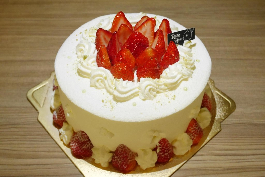 【2026台中草莓蛋糕】草莓季限定!20+台中好吃草莓蛋糕,幸福生日過整個冬天 @飛天璇的口袋