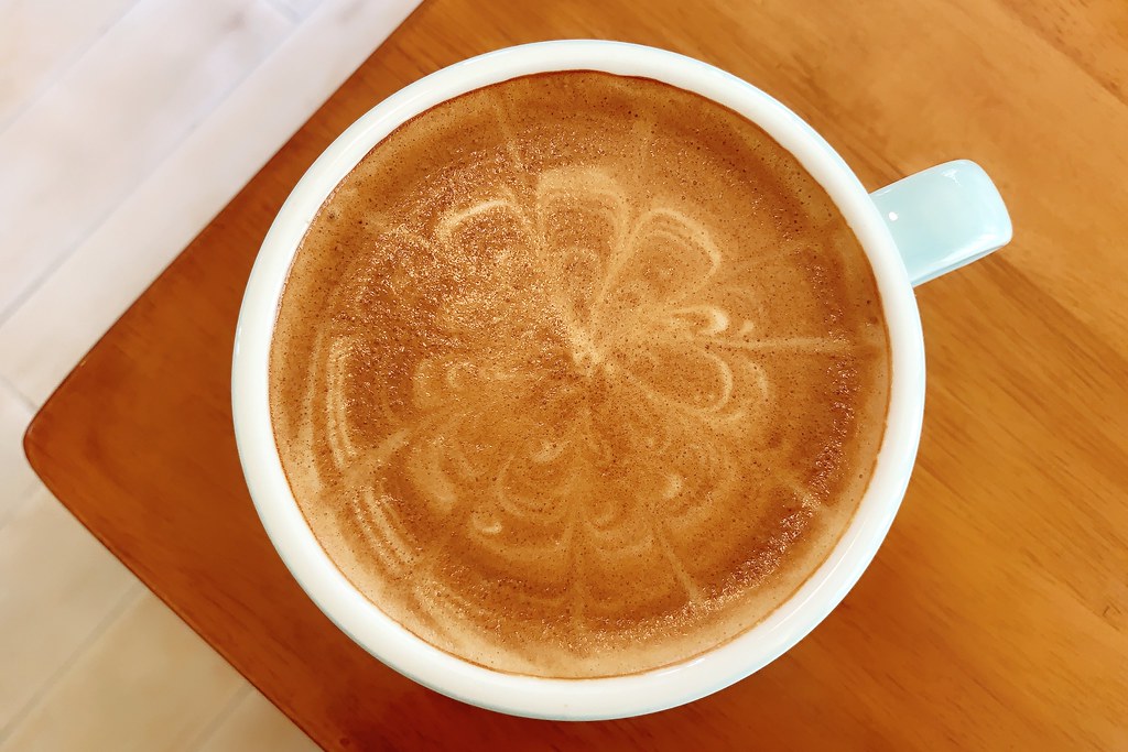 苗栗銅鑼|小樹的家咖啡民宿.漂亮唯美純白建築,每週只有營業兩天 @飛天璇的口袋