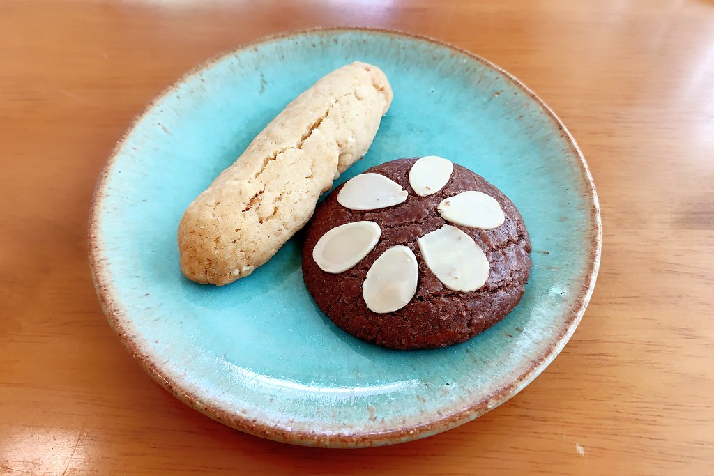 苗栗銅鑼|小樹的家咖啡民宿.漂亮唯美純白建築,每週只有營業兩天 @飛天璇的口袋