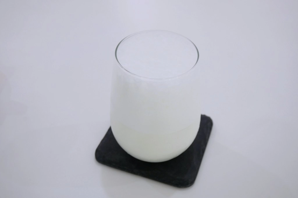 蒔初甜點|漂亮純白落地窗建築,草莓塔、戚風蛋糕和千層蛋糕都很不錯 @飛天璇的口袋