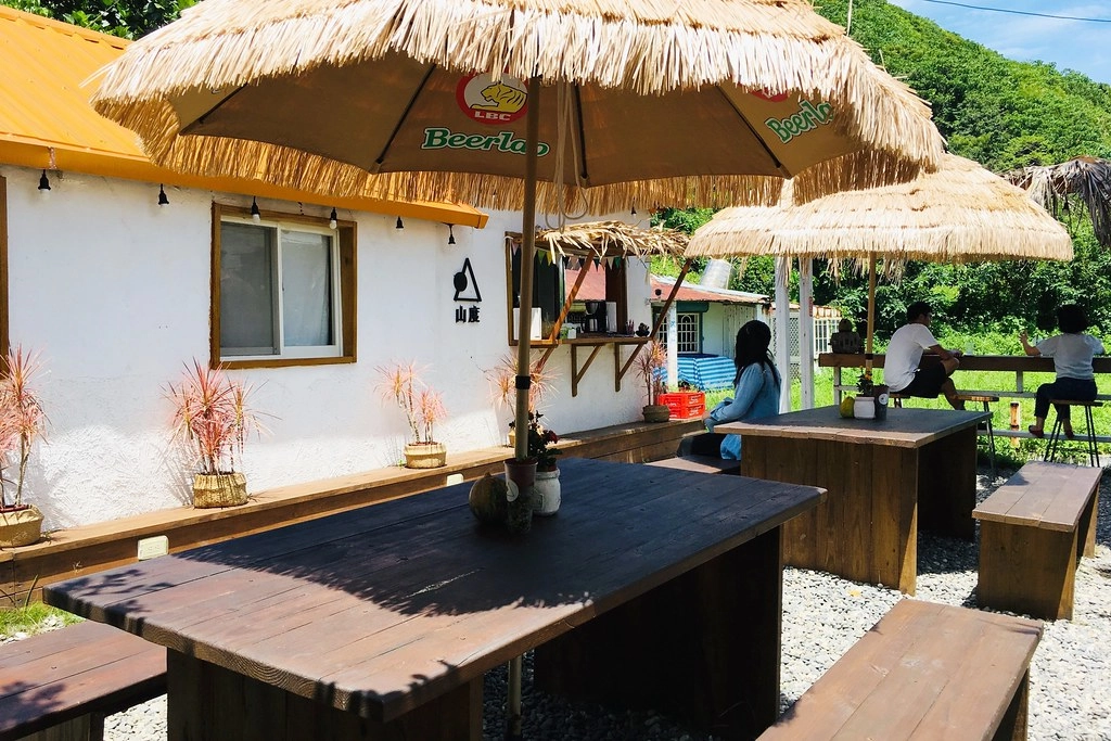 花蓮壽豐|山度空間.花蓮打卡新秘境,透明圓球盪鞦韆、蔚藍無敵海景、三角型木製帳篷 @飛天璇的口袋