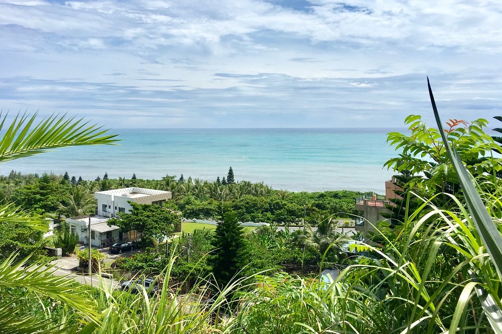 花蓮壽豐|山度空間.花蓮打卡新秘境,透明圓球盪鞦韆、蔚藍無敵海景、三角型木製帳篷 @飛天璇的口袋