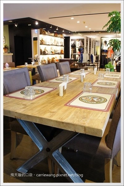 【台中輕食餐廳】Roots Lodge Café@台中廣三SOGO百貨3F。近期吃到最難忘的餐廳~ @飛天璇的口袋