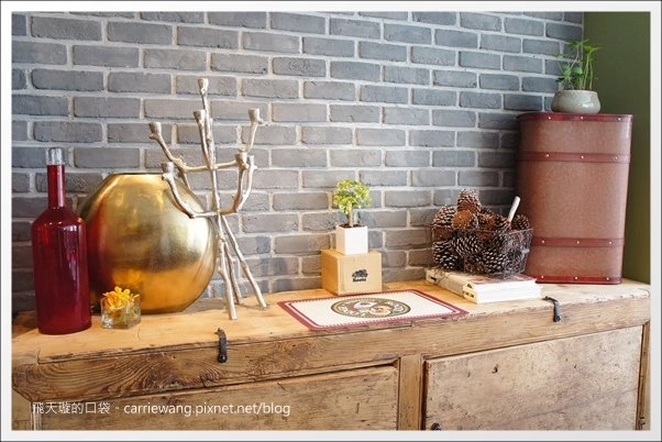 【台中輕食餐廳】Roots Lodge Café@台中廣三SOGO百貨3F。近期吃到最難忘的餐廳~ @飛天璇的口袋