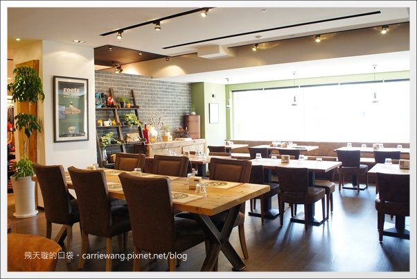 【台中輕食餐廳】Roots Lodge Café@台中廣三SOGO百貨3F。近期吃到最難忘的餐廳~ @飛天璇的口袋