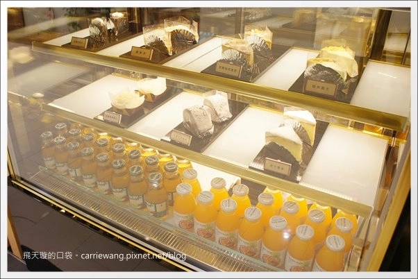 【台中輕食餐廳】Roots Lodge Café@台中廣三SOGO百貨3F。近期吃到最難忘的餐廳~ @飛天璇的口袋