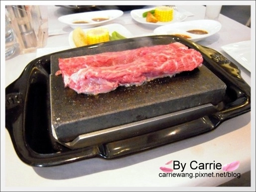 【台中岩燒餐廳】川布主題餐廳.台中最好吃的蜜糖土司 @飛天璇的口袋 【台中岩燒餐廳】川布主題餐廳.台中最好吃的蜜糖土司 @飛天璇的口袋