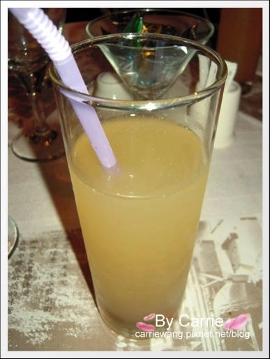 泓品傳統牛排館:隱身地下一樓,最傳統的好味道 @飛天璇的口袋 泓品傳統牛排館:隱身地下一樓,最傳統的好味道 @飛天璇的口袋