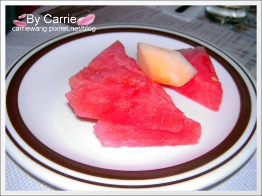 泓品傳統牛排館:隱身地下一樓,最傳統的好味道 @飛天璇的口袋 泓品傳統牛排館:隱身地下一樓,最傳統的好味道 @飛天璇的口袋