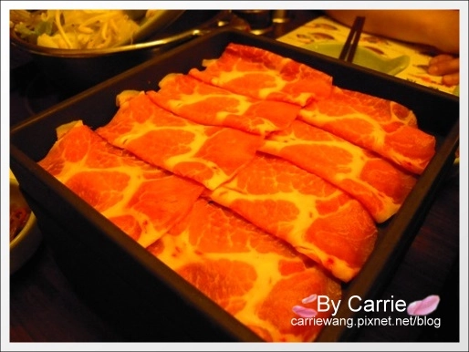 【台中壽司燒餐廳】MoMo Paradise壽喜燒專門店@勤美誠品店 @飛天璇的口袋 【台中壽司燒餐廳】MoMo Paradise壽喜燒專門店@勤美誠品店 @飛天璇的口袋