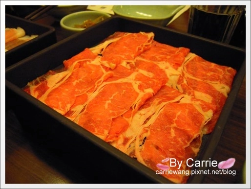 【台中壽司燒餐廳】MoMo Paradise壽喜燒專門店@勤美誠品店 @飛天璇的口袋 【台中壽司燒餐廳】MoMo Paradise壽喜燒專門店@勤美誠品店 @飛天璇的口袋