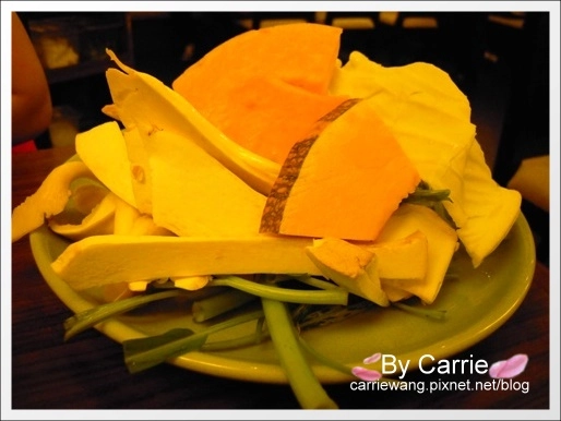 【台中壽司燒餐廳】MoMo Paradise壽喜燒專門店@勤美誠品店 @飛天璇的口袋 【台中壽司燒餐廳】MoMo Paradise壽喜燒專門店@勤美誠品店 @飛天璇的口袋