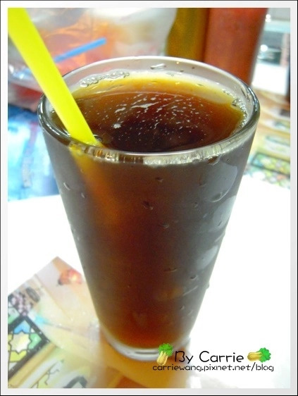 花蓮美食|炸蛋蔥油餅|黃色發財車PK藍色發財車,同場加映廟口鋼管紅茶 @飛天璇的口袋 花蓮美食|炸蛋蔥油餅|黃色發財車PK藍色發財車,同場加映廟口鋼管紅茶 @飛天璇的口袋